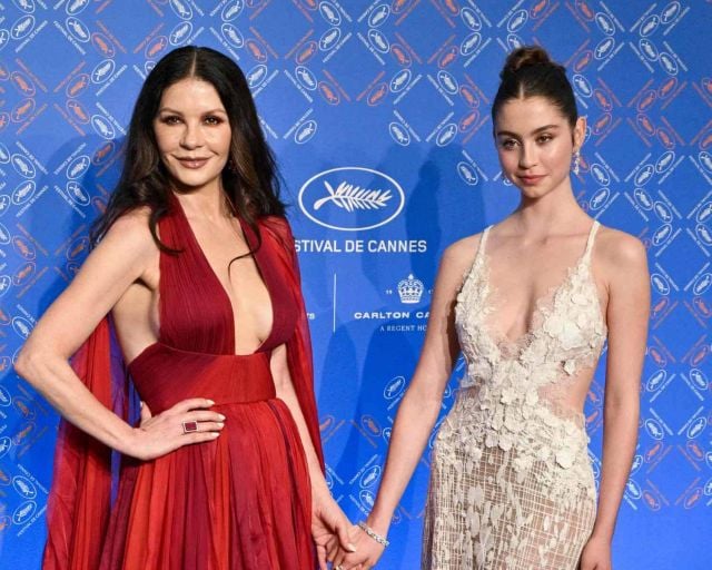 كاريز زيتا دوغلاس وكاثرين زيتا جونز