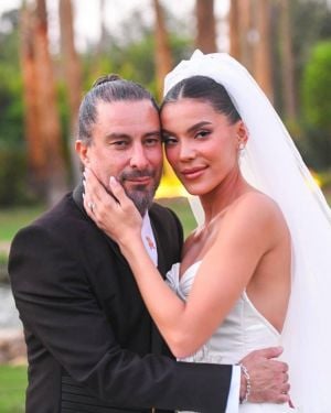 هادي الباجوري يتعرض لانتقادات بسبب فارق العمر مع هايدي خالد هادي الباجوري يتعرض لانتقادات بسبب فارق العمر مع هايدي خالد