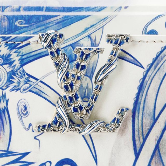 التقاء الإبداعين: لويس فويتون وتاكاشي موراكامي يرسمان فصلاً جديدًا في عالم الفن