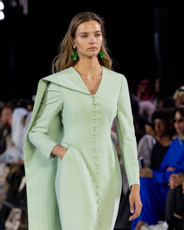  المصمّمة السعودية منى الشبل