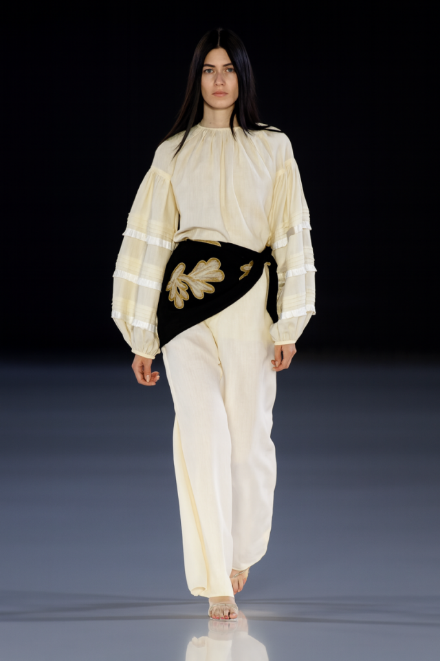 مجموعة المصمّمة رزان العزوني