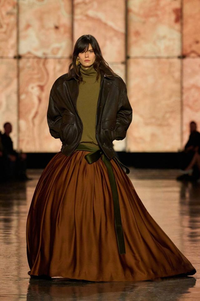 سان لوران خريف 2025 Saint Laurent