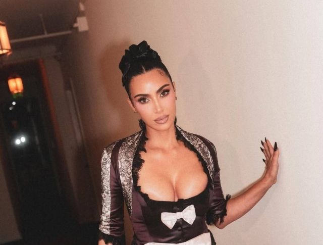 كيم كارداشيان 