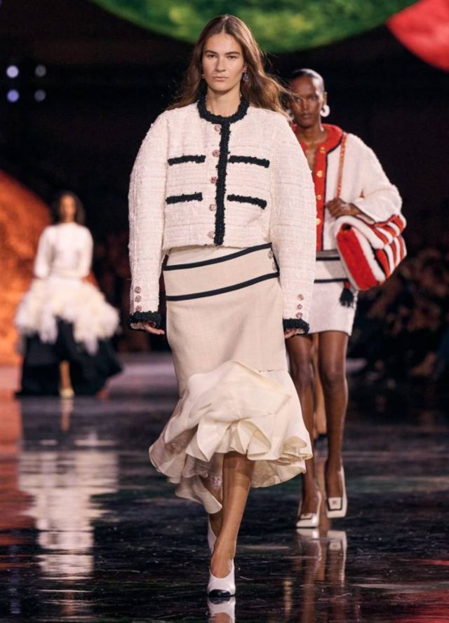 الجاكبت القصيرة