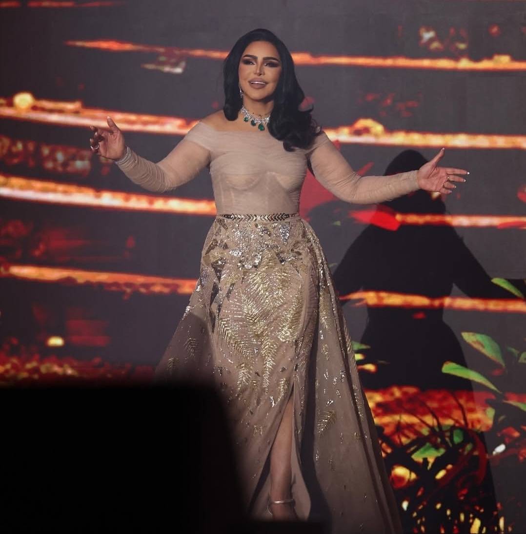 أحلام تتحول الى ملكة فرعونية والجمهور يتفاعل