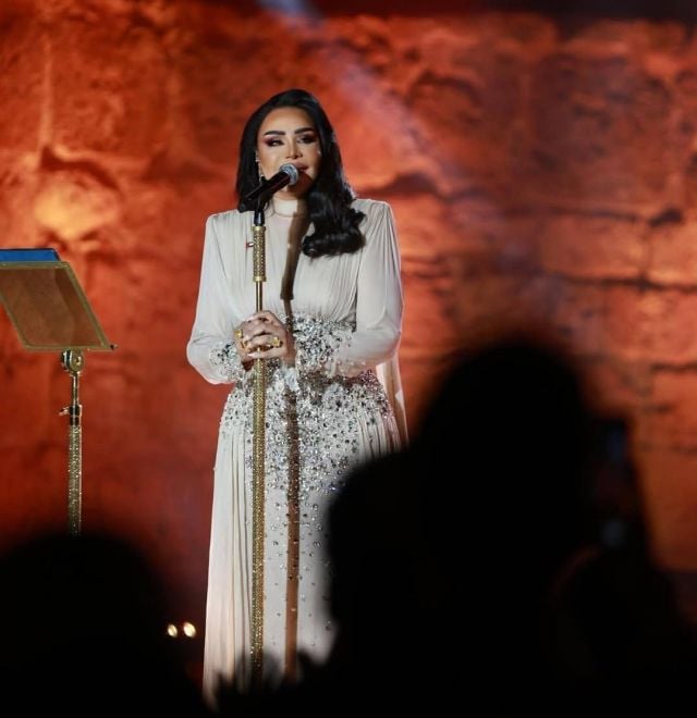 أحلام تردّ بشكل حازم على منتقدي تغريدتها عن الزواج