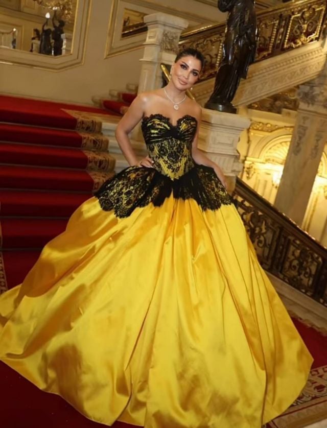 جومانا مراد تضج أنوثةً بفستان الأميرات