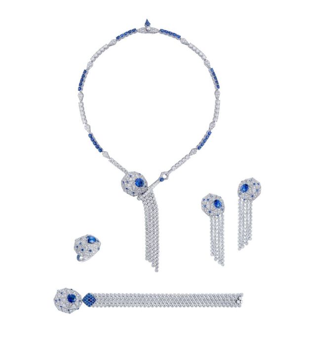 طقم ماتشو بيتشو Machu Picchu Suite – أنماط هندسية متوَّجة بالصفير الأزرق تستحضر هدوء الشفق فوق جبال الأنديز