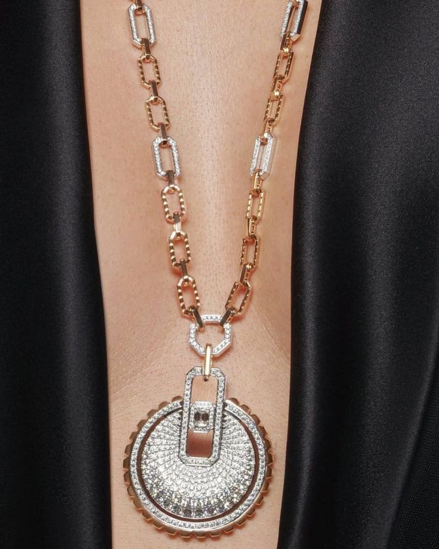 تصميم من مجموعة Empire من مارلي نيويورك Marli New York