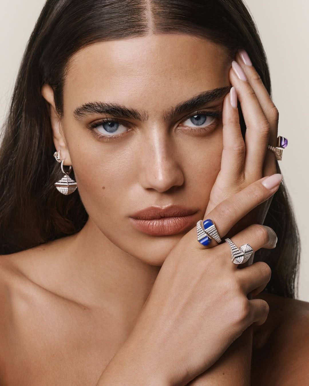 الخواتم الكبيرة من Marli تتصدّر صيحات المجوهرات في شتاء 2026