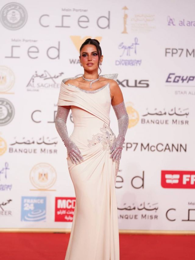 إطلالة درة في مهرجان القاهرة السينمائي 