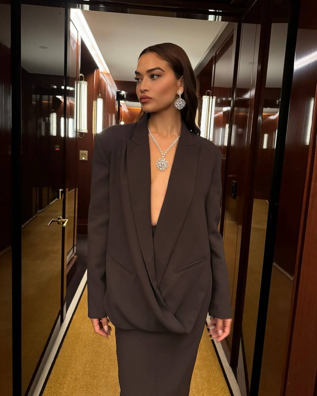 السترات المفتوحة على طريقة إيرينا شايك