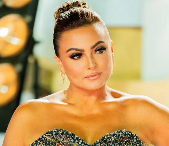 بشرى تكشف أسباب غيابها عن الأعمال الفنية وأسرار بداياتها الفنية (فيديو)