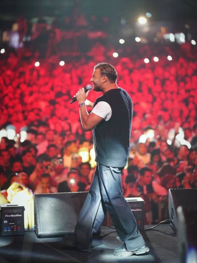 رامي صبري يتفاعل مع الجمهور