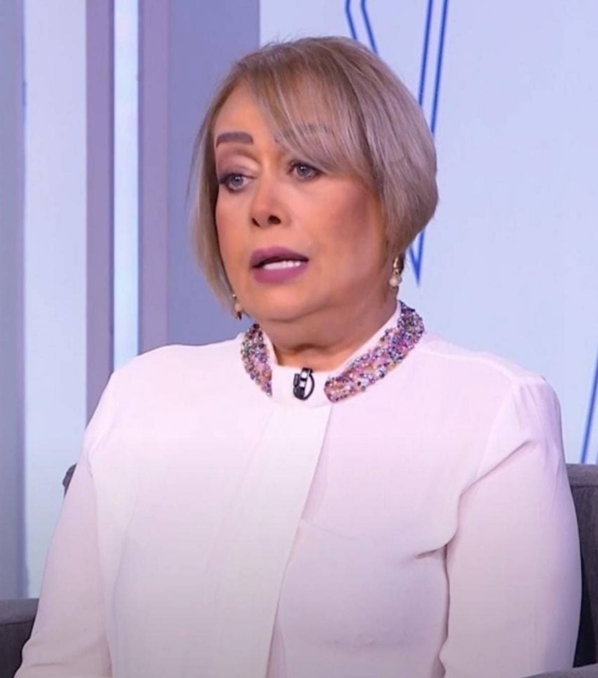 هالة فاخر تتحدث عن سبب توكيل بناتها في كل أمورها (فيديو)