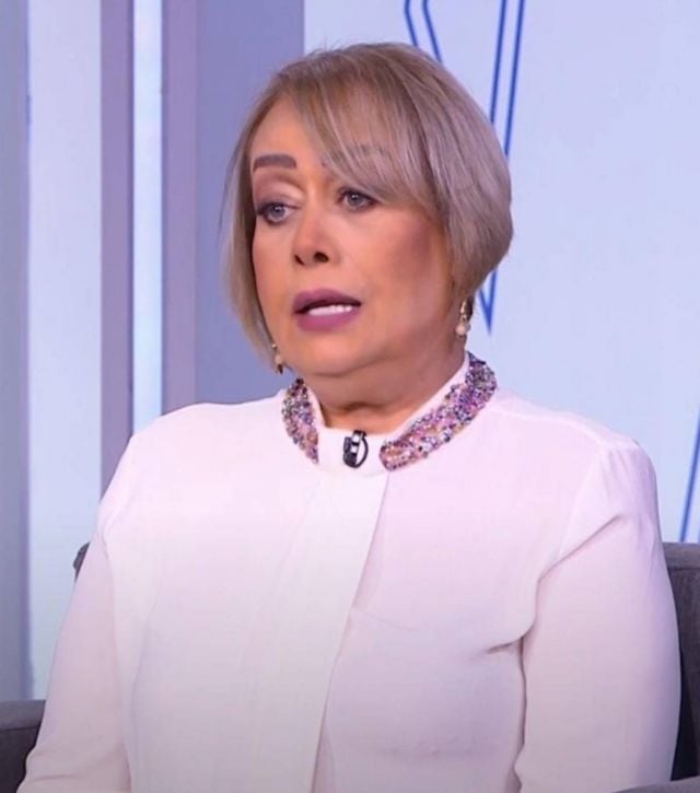 هالة فاخر تتحدث عن سبب توكيل بناتها في كل أمورها (فيديو)