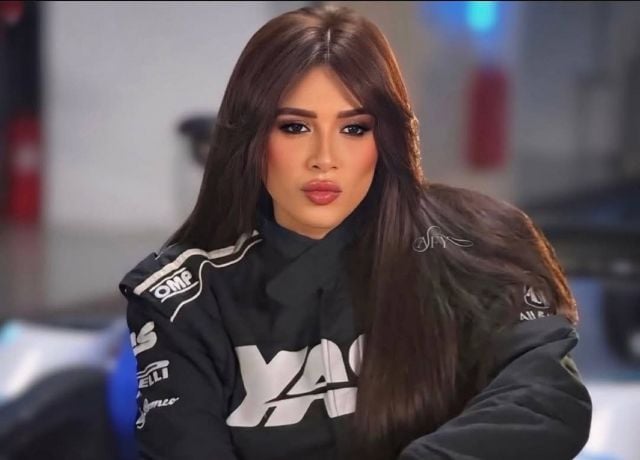 ياسمين عبد العزيز