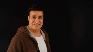 وفاة مطرب مصري بعد غياب عشر سنوات عن الغناء... حلمي عبد الباقي آخر مَن كلمّه