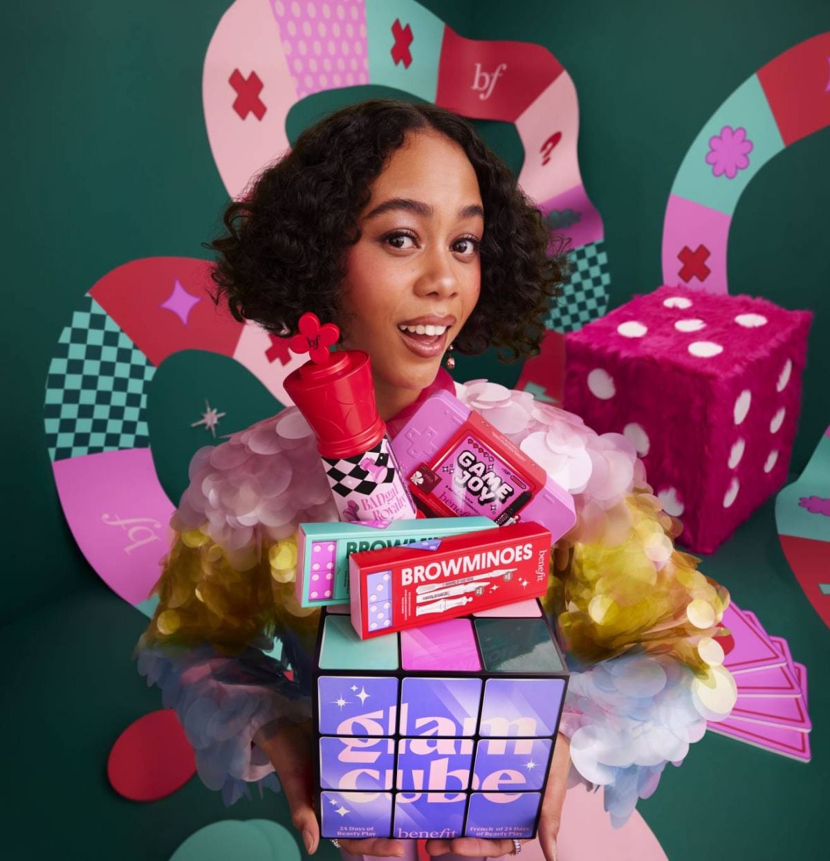 تألقي في موسم الأعياد مع 