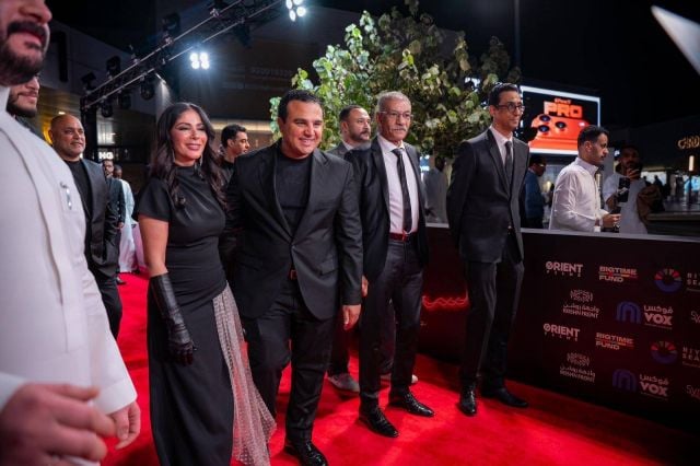 لحظة وصول منى زكي العرض الخاص