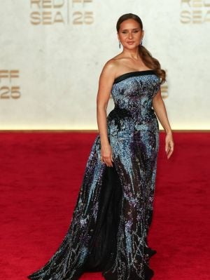 نيللي كريم تثير الجدل بتصريحاتها عن الفن والبطولة المطلقة