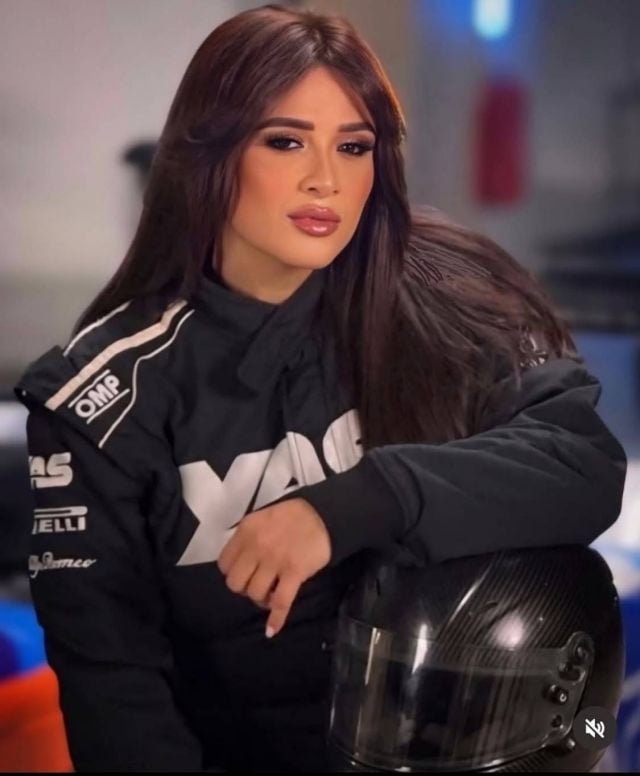 ياسمين عبد العزيز