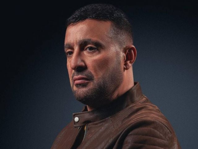 أحمد السقا يعلن استعداده ترك التمثيل: ألقوني في سلة المهملات (فيديو)