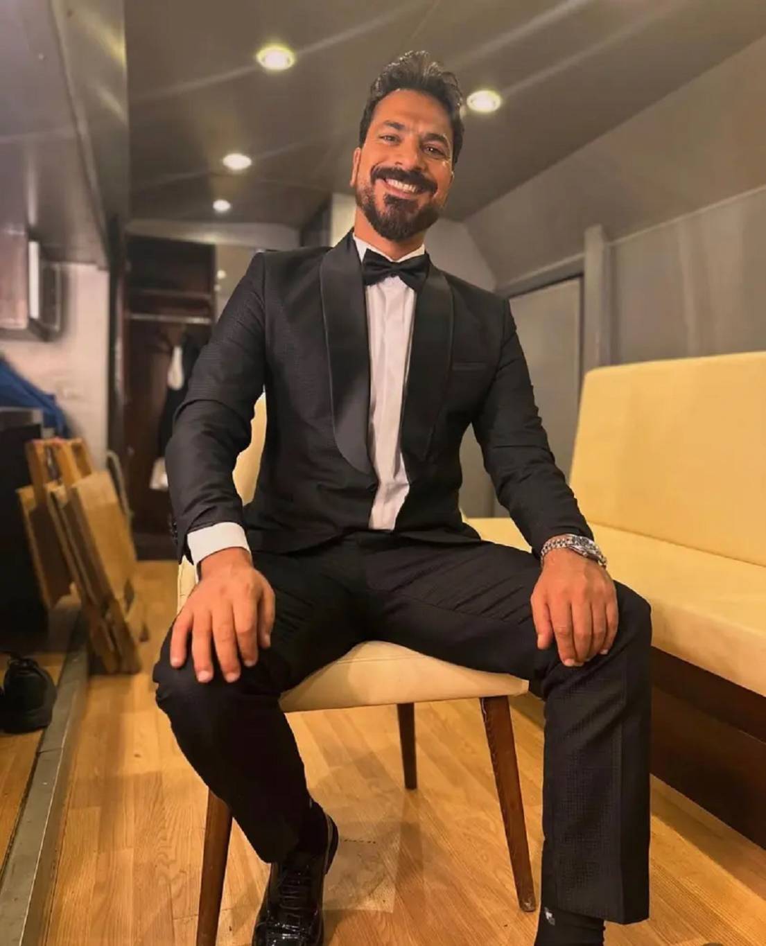 مصطفى أبو سريع ينفي ارتباطه بفنانة شابة ويعلن رغبته الزواج من شيرين عبد الوهاب