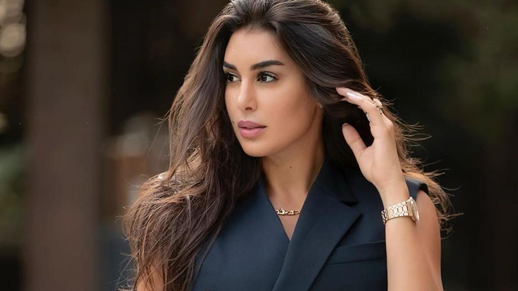 ياسمين صبري تتألق بساعة أودمار بيغيه Audemars Piguet ياسمين صبري تتألق بساعة أودمار بيغيه Audemars Piguet