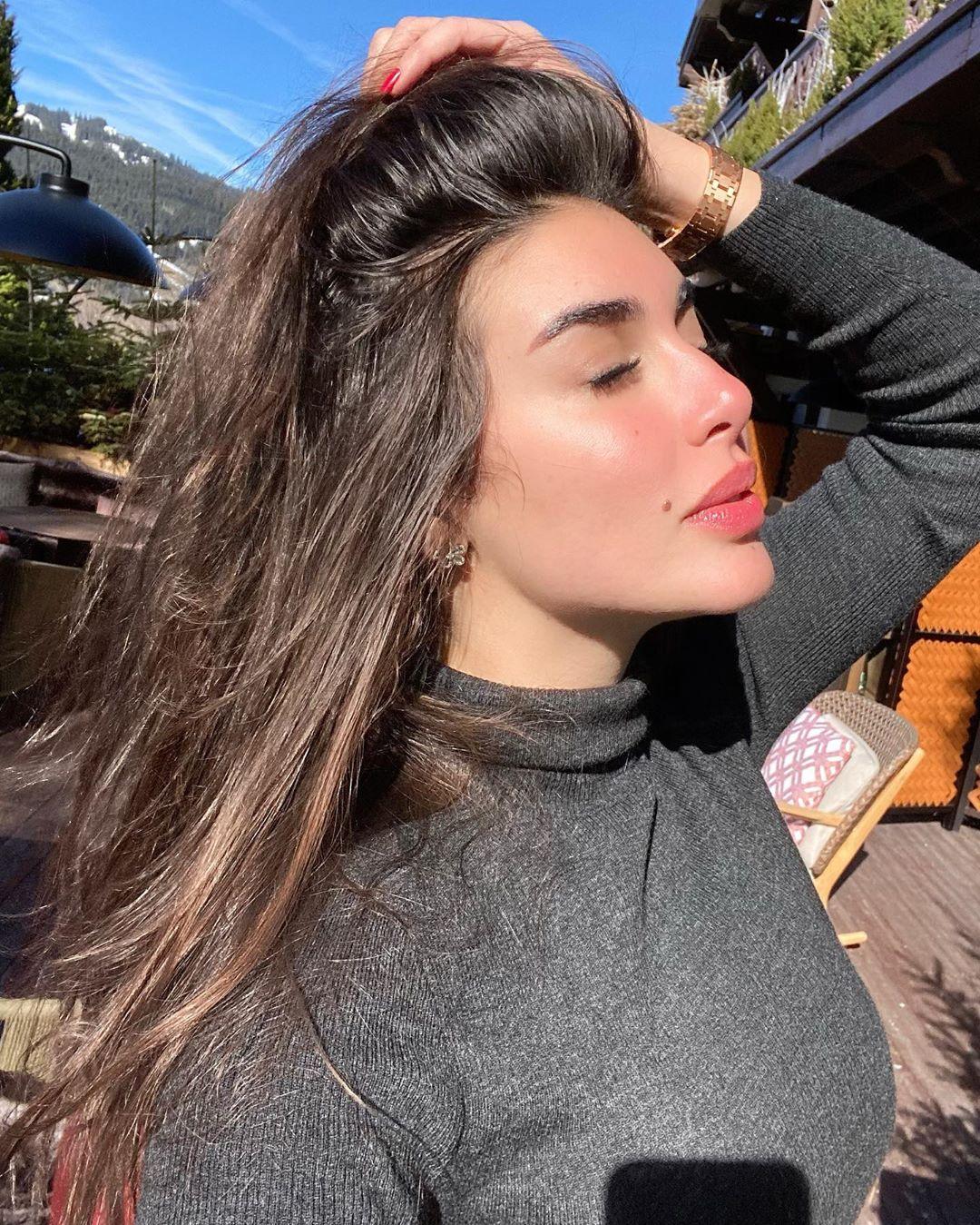 ياسمين صبري تتألق بساعة أودمار بيغيه Audemars Piguet ياسمين صبري تتألق بساعة أودمار بيغيه Audemars Piguet