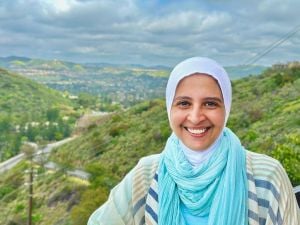 حنان ترك تقطع الطريق أمام الشائعات وتعلق على غيابها عن زفاف ابنها