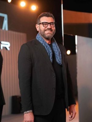 عمرو يوسف يتحدث عن عمله قبل الفن وقراره السفر الى أميركا (فيديو)