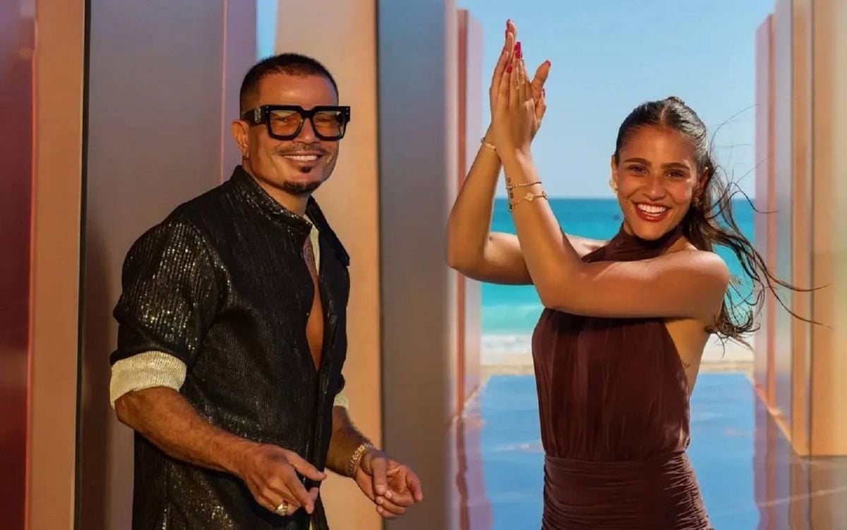 عمرو دياب يفاجئ ابنته جنا: أنت اللي نجحتيني (فيديو)