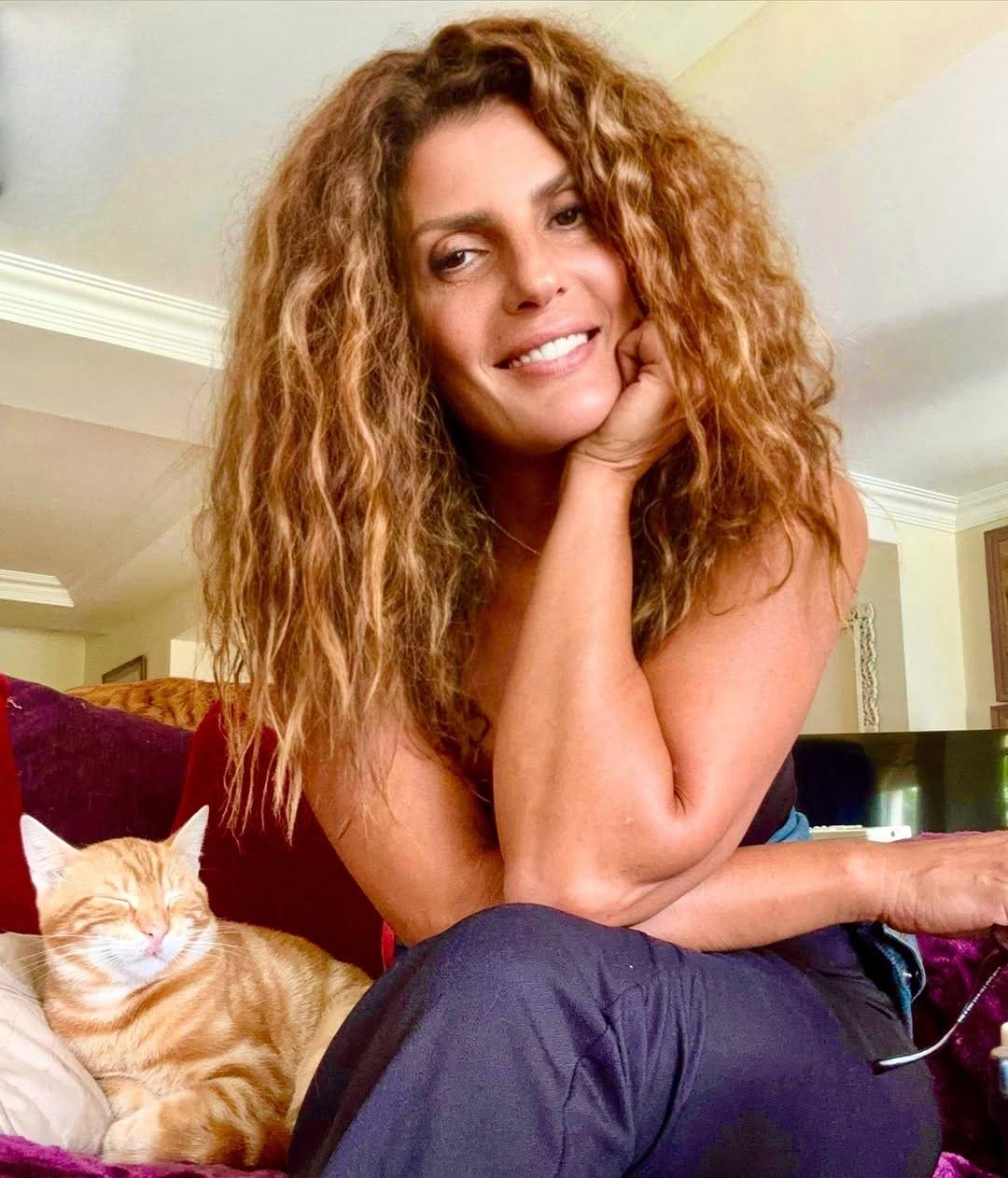 فيدرا تردّ بقوة على شائعات ارتباطها بزوج دينا