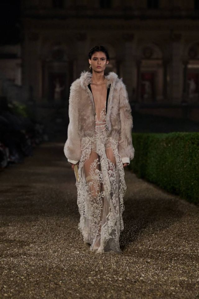 أزياء من مجموعة ديور 2026