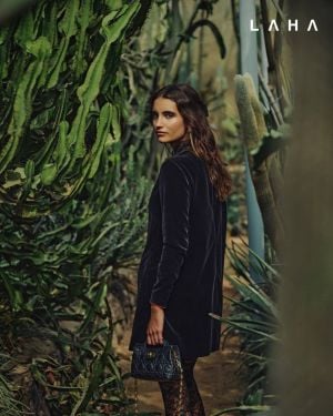 إطلالات أنيقة تنبض بالأنوثة من DIOR