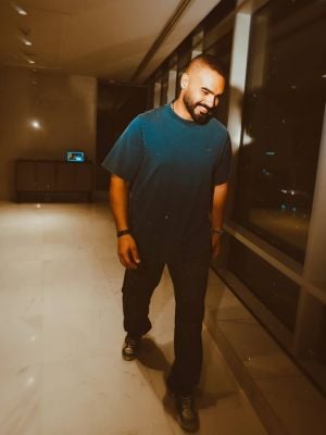  جوزيف عطية يتخطى موقفاً محرجاً في كواليس حفله