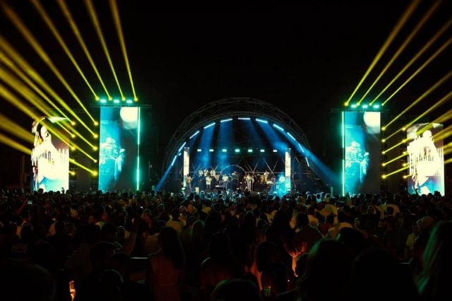 حفل عمرو دياب في قطر