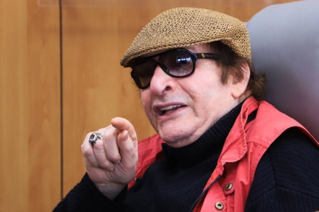 نجل شقيق محيي إسماعيل يكشف حقيقة إصابة عمه بجلطة في المخ