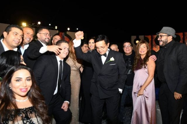 محمد هنيدي يرقص في حفل زفاف ابنته