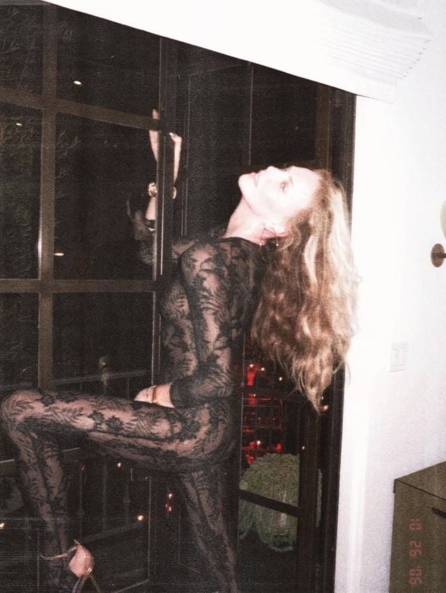 تشارليز ثيرون في أحدث إطلالاتها