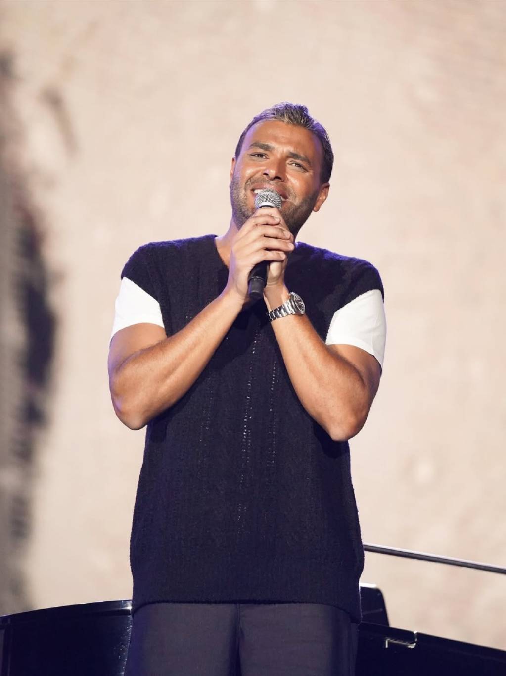 جمهور حفل رامي صبري كامل العدد