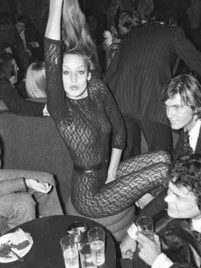 صورة جيري هول نشرتها تشارليز ثيرون  