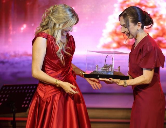 تكريم تانيا قسيس