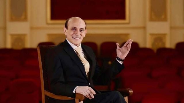 محمد صبحي يستشهد بكاميرات المراقبة في الأوبرا لتبرئة ساحته من أزمة سائقه (فيديو)