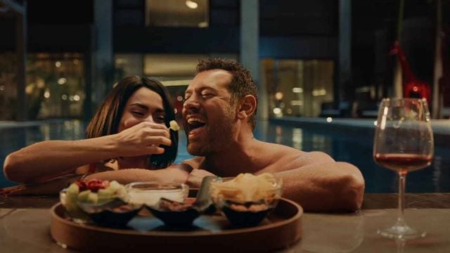 عمرو يوسف يدافع عن مشاهد فيلم 