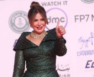 صابرين ترد على منتقدي تجسيد منى زكي لـ"أم كلثوم" ومقارنتها بها