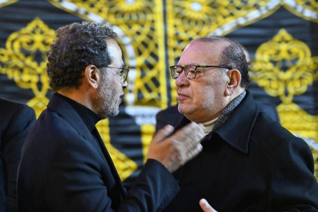 صلاح عبدالله يقدّم واجب العزاء