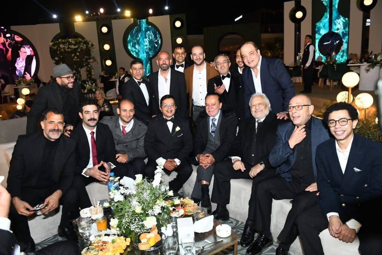 محمد هنيدي مع نجوم الفن في حفل زفاف ابنته