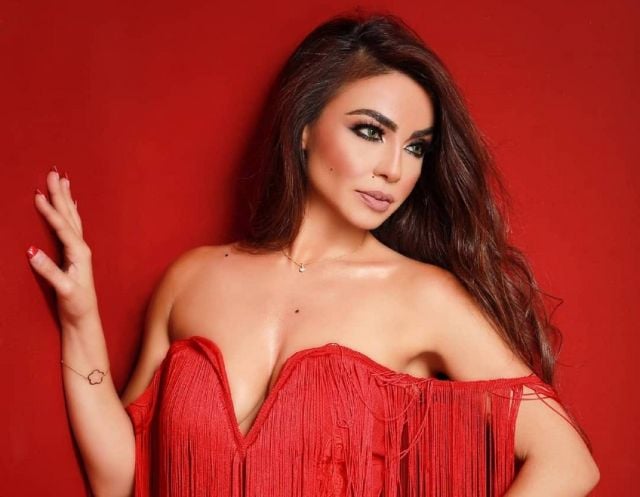 دوللي شاهين تكشف طريقة حفاظها على جمالها ورشاقتها 